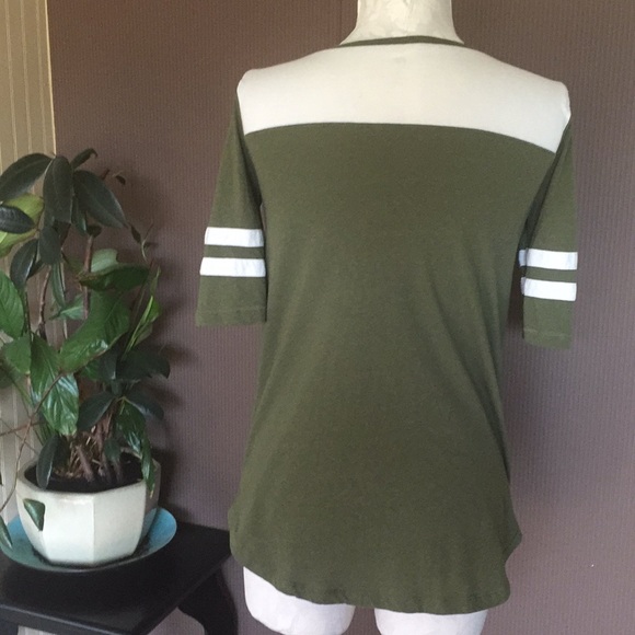 So 3/4 sleeve white and olive green T-shirt baseball style size small tunic - Picture 3 of 6